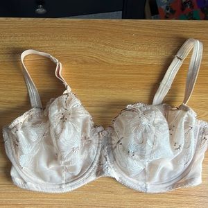 38DDD Paramour bra